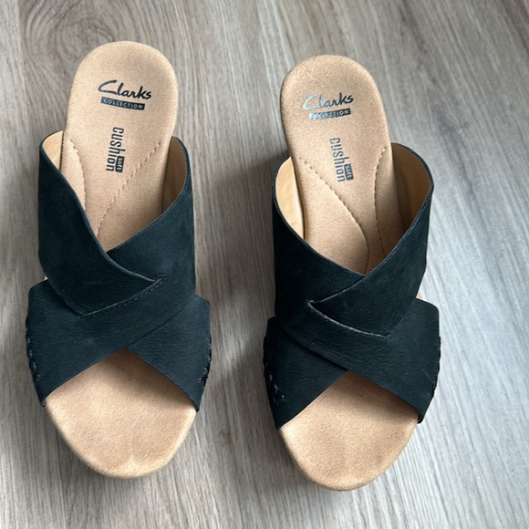 Clarks soft cushion collection wedge sandals size 6 1/2 - Picture 3 of 6